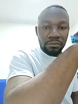 shoodly99 online show from November 2025 01:26:01 AM