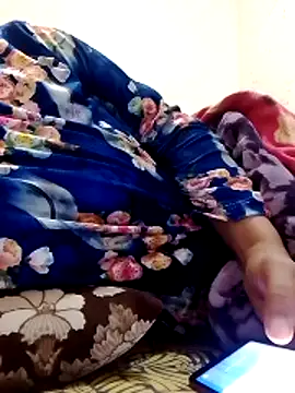 Snapshot of fofay555 chatting on November 2025 03:44:01 PM fofay555 online show from November 2025 03:44:01 PM