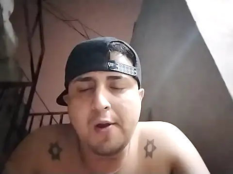 Snapshot of Mrandreuw chatting on October 2025 05:00:02 AM Mrandreuw online show from October 2025 05:00:02 AM