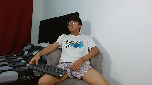 isak lane online show from October 2025 02:02:05 AM