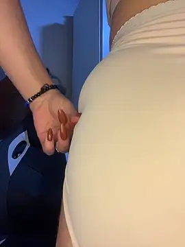 Snapshot of Im_Saraaaa chatting on February 2026 03:55:02 AM Im Saraaaa online show from February 2026 03:55:02 AM