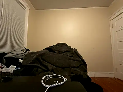 KeepItToMeOnly online show from November 2025 04:44:01 AM