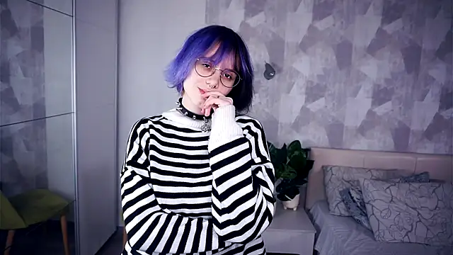 Snapshot of KellePourier chatting on November 2025 05:15:01 PM KellePourier online show from November 2025 05:15:01 PM