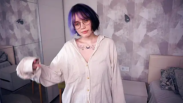 Snapshot of KellePourier chatting on November 2025 06:40:02 PM KellePourier online show from November 2025 06:40:02 PM