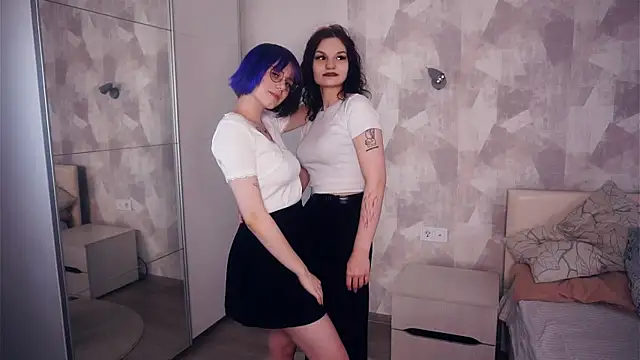 Snapshot of KellePourier chatting on November 2025 07:25:01 PM KellePourier online show from November 2025 07:25:01 PM