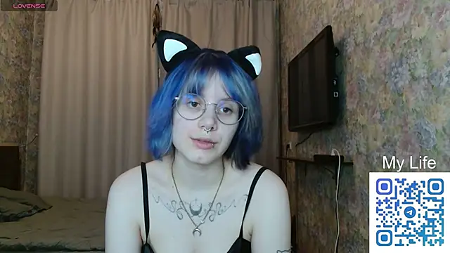 Snapshot of KellePourier chatting on March 2026 06:14:02 PM KellePourier online show from March 2026 06:14:02 PM