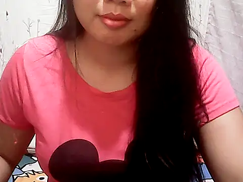MahusaynaPiinay online show from May 2026 11:24:01 PM