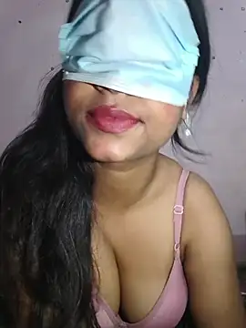 palakmishra033 online show from December 2025 05:46:02 AM