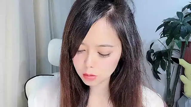 Tangt- online show from December 2025 01:06:01 PM