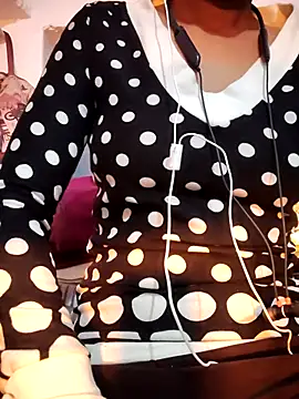 Snapshot of Hot-Rubyy chatting on December 2025 03:51:01 PM Hot-Rubyy online show from December 2025 03:51:01 PM