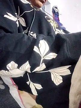 Snapshot of Hot-Rubyy chatting on December 2025 05:42:02 PM Hot-Rubyy online show from December 2025 05:42:02 PM