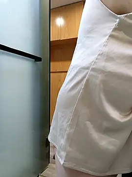 Xueen  online show from November 2025 05:09:02 AM