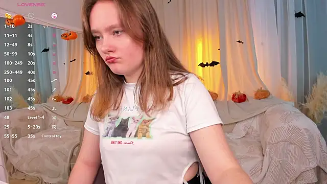 ErikaGreen online show from October 2025 04:30:02 PM