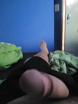 Snapshot of Tincho1051 chatting on February 2026 09:12:02 PM Tincho1051 online show from February 2026 09:12:02 PM