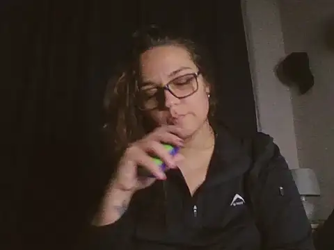 Snapshot of lilMissMarli chatting on November 2025 06:51:01 PM lilMissMarli online show from November 2025 06:51:01 PM