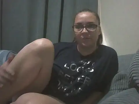 Snapshot of lilMissMarli chatting on November 2025 06:14:02 AM lilMissMarli online show from November 2025 06:14:02 AM