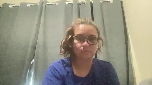 Snapshot of lilMissMarli chatting on January 2026 05:33:01 AM lilMissMarli online show from January 2026 05:33:01 AM