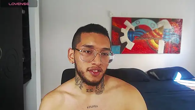 LucaVanden online show from November 2025 02:28:01 PM