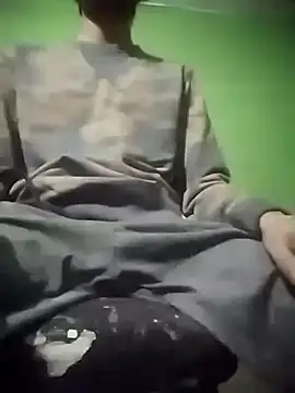 Luckysucks online show from November 2025 08:09:01 PM