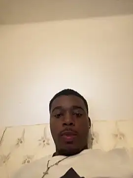 negrinho5 online show from October 2025 10:25:02 PM