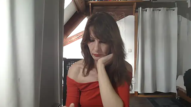 MissDyannis online show from April 2026 04:39:01 PM