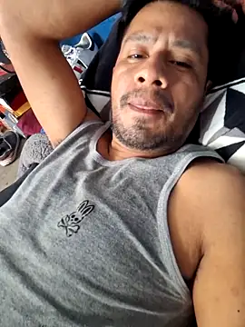 Snapshot of sanz957 chatting on February 2026 11:28:01 PM sanz957 online show from February 2026 11:28:01 PM