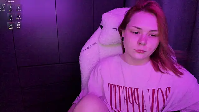 sophia lix online show from July 2026 08:15:02 PM