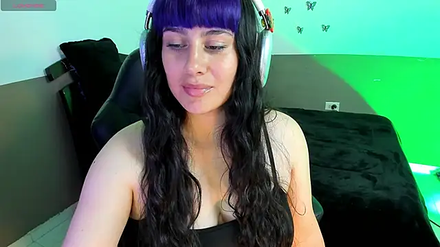 Monserrat Cute  online show from March 2026 03:39:01 AM