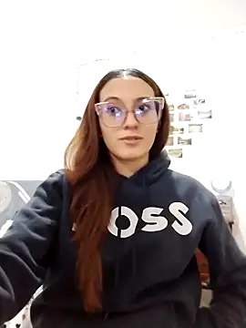 bellastorme04 online show from May 2026 02:50:01 AM