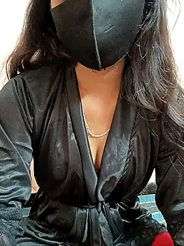 Snapshot of Tanisha_1 chatting on October 2025 05:33:01 AM Tanisha 1 online show from October 2025 05:33:01 AM