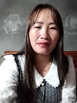 emini-xx online show from February 2026 01:37:02 PM