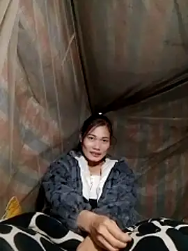 doggy-00 online show from November 2025 02:00:02 AM