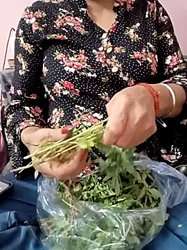 Richarani321 online show from November 2025 09:00:02 AM