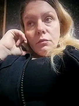 Lana-murr online show from November 2025 06:41:02 AM