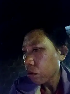 bella-la online show from November 2025 01:39:02 AM