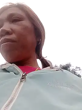 bella-la online show from February 2026 10:47:01 AM