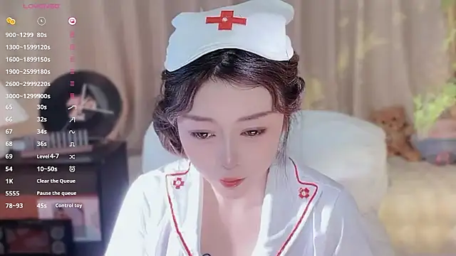 Snapshot of Yiluo95 chatting on February 2026 04:43:01 PM Yiluo95 online show from February 2026 04:43:01 PM