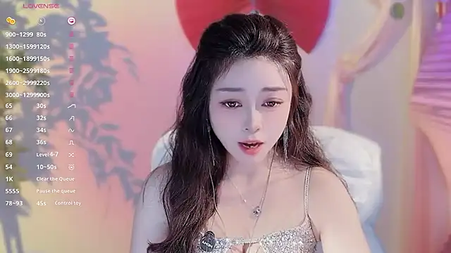 Snapshot of Yiluo95 chatting on February 2026 02:20:02 PM Yiluo95 online show from February 2026 02:20:02 PM