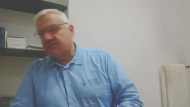 Snapshot of Diegoriv71 chatting on January 2026 12:10:01 PM Diegoriv71 online show from January 2026 12:10:01 PM