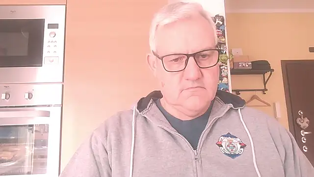 Snapshot of Diegoriv71 chatting on February 2026 09:02:01 AM Diegoriv71 online show from February 2026 09:02:01 AM