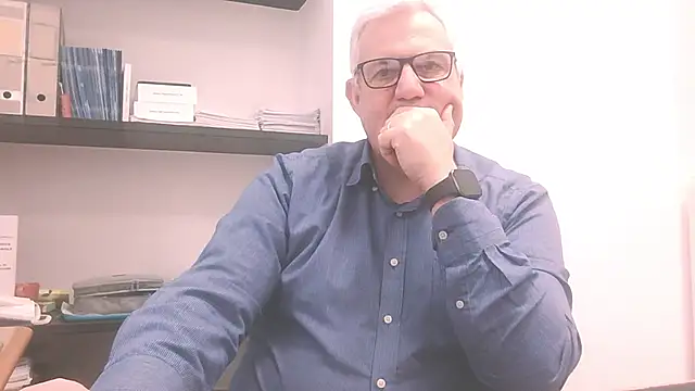 Snapshot of Diegoriv71 chatting on February 2026 08:51:01 AM Diegoriv71 online show from February 2026 08:51:01 AM