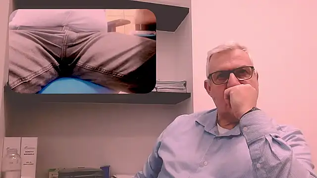 Snapshot of Diegoriv71 chatting on February 2026 11:50:01 AM Diegoriv71 online show from February 2026 11:50:01 AM