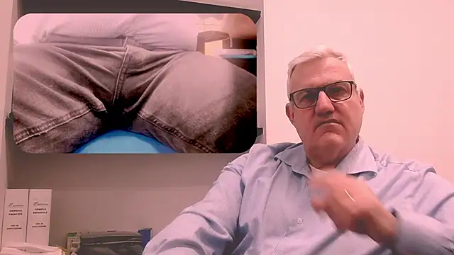 Snapshot of Diegoriv71 chatting on February 2026 11:30:01 AM Diegoriv71 online show from February 2026 11:30:01 AM