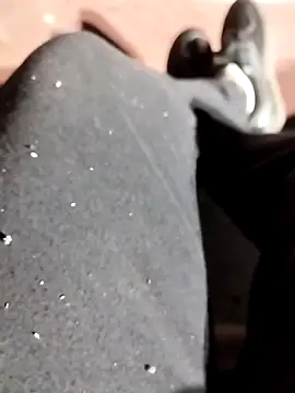 Yordiparra online show from April 2026 11:31:01 PM