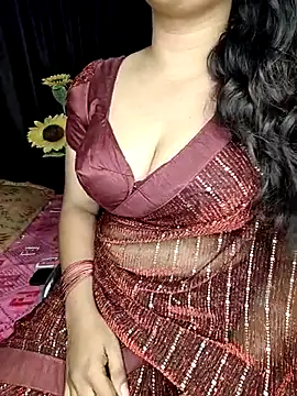 shreyareddy99 online show from February 2026 11:16:02 PM