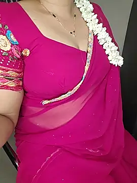 shreyareddy99 online show from May 2026 06:25:01 PM