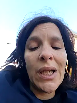 Piediniecollant online show from November 2025 08:47:01 AM