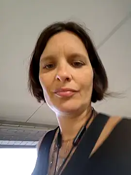 Piediniecollant online show from June 2026 10:21:02 AM