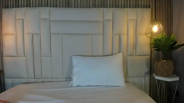 Snapshot of VenuzSofia chatting on January 2026 10:33:02 PM VenuzSofia online show from January 2026 10:33:02 PM