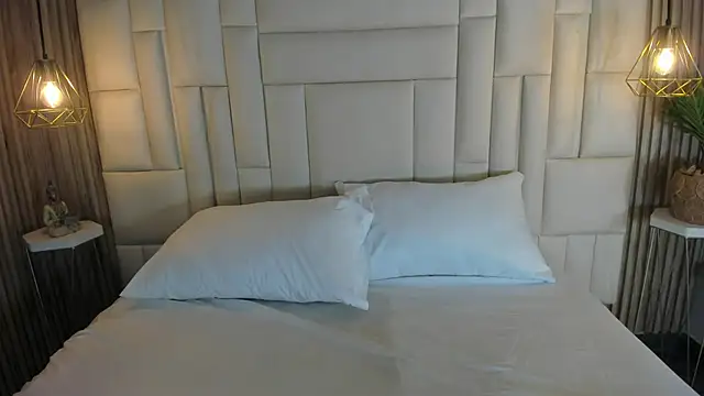 Snapshot of VenuzSofia chatting on February 2026 11:21:02 PM VenuzSofia online show from February 2026 11:21:02 PM